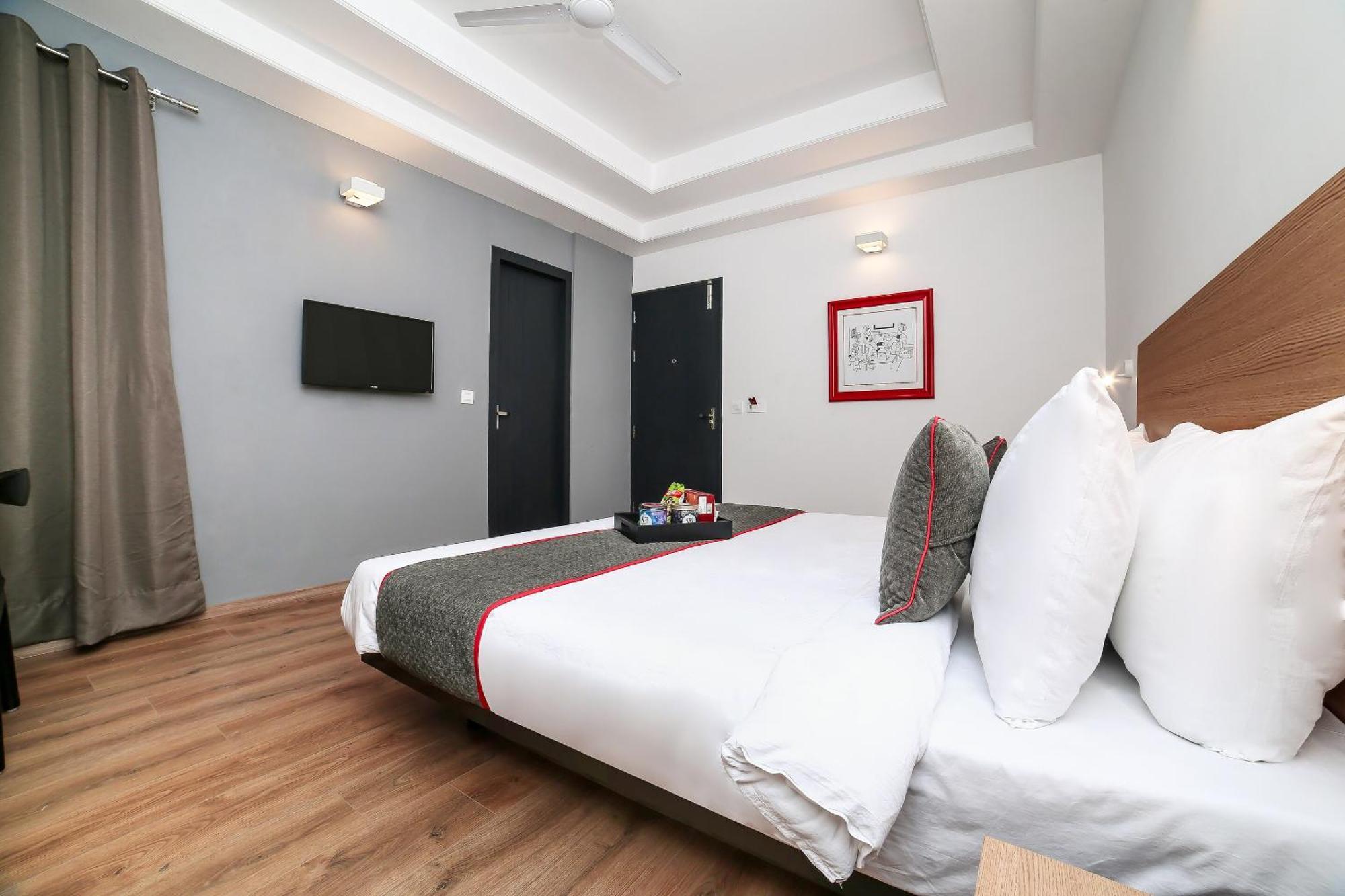 Hotel Collection O Townhouse 069 Gurgaon Exterior foto